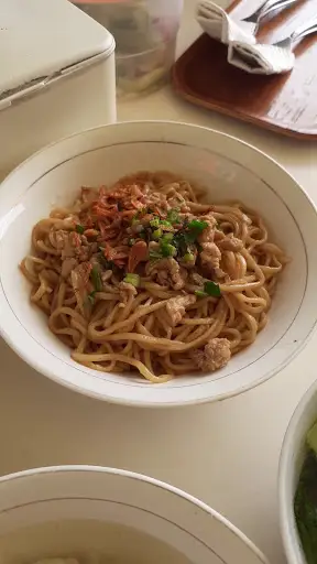 Gambar Makanan Mie Ayam Bakso Apollo 11