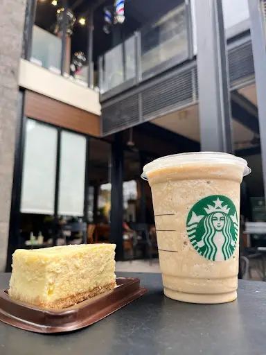 Gambar Makanan Starbucks 4