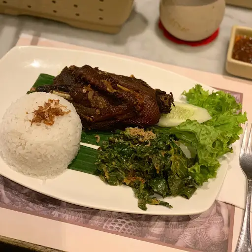 Gambar Makanan Bebek Tepi Sawah 2