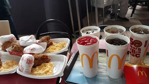 Gambar Makanan MCD Dunia Fantasi 4